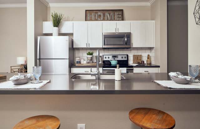 Victoria Arbors Apartment Homes