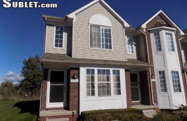 35053 Windsor Dr - 35053 Windsor Dr, New Baltimore, MI 48047