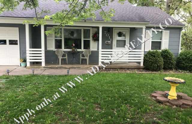 Adorable 2 bedroom Ranch in Overland Park - Available NOW!! photos photos