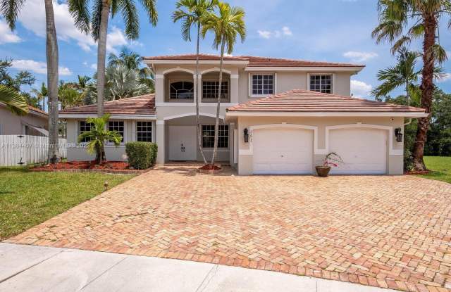 351 SW 184th Ter - 351 Southwest 184th Terrace, Pembroke Pines, FL 33029