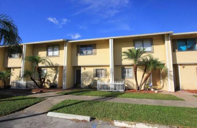 4427 DYLAN LOOP