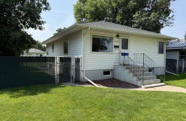 2604 6th Avenue North