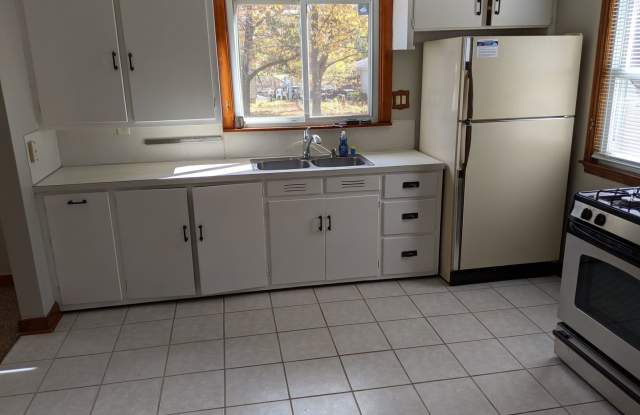 3 bed 1 bath single family home in Wausau