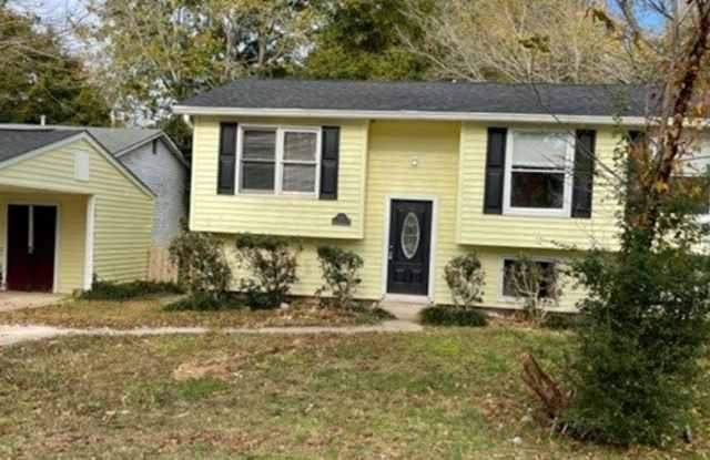 135 Grenoble Road