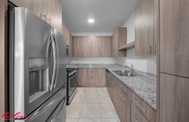 Pet Friendly and Modern End-Unit 3 Bedroom Townhome!