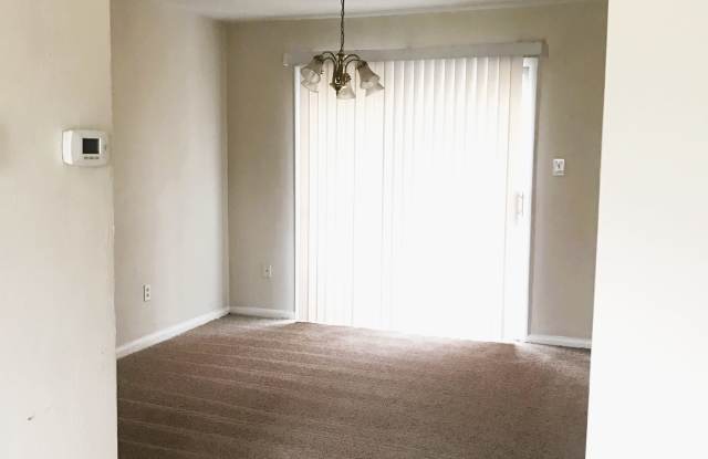 3776 South Plaza Trail