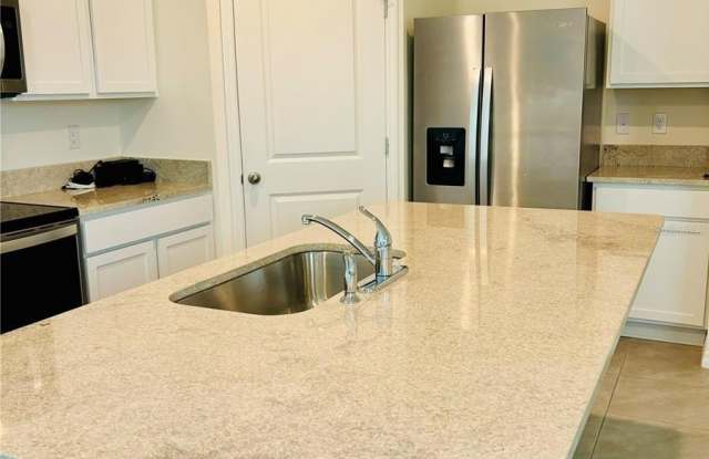 10797 PENNY GALE LOOP