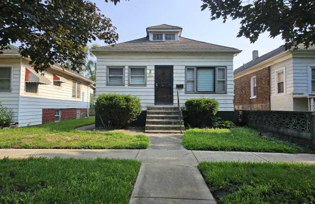 1673 W 14th Ave