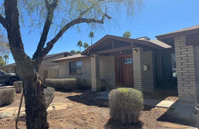 Spacious 4BR/3BA Home in Prime Tempe Location!