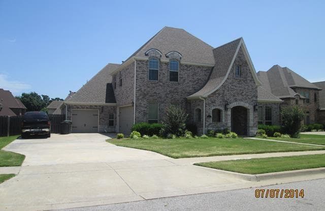 2311 The Peaks  BLVD - 2311 The Peaks Boulevard, Rogers, AR 72758