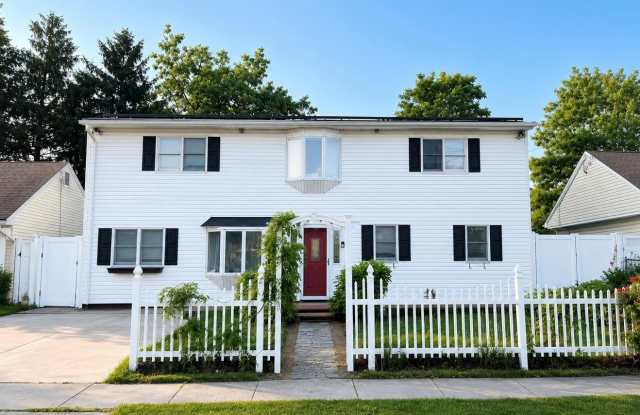 12 Vernon Street