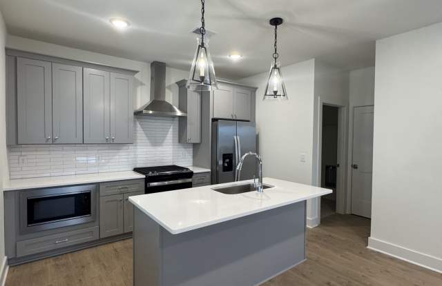 504 Edwin Street - 1#44