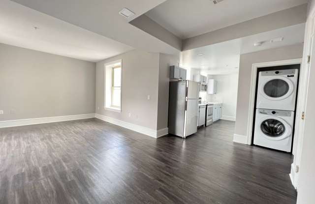 306 W Franklin