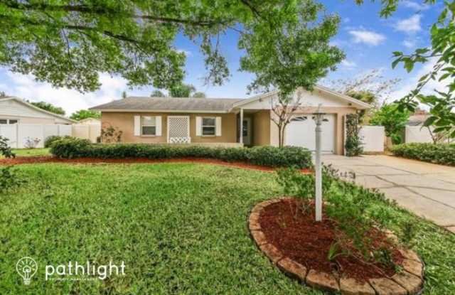 349 Holly Ridge Road - 349 Holly Ridge Road, Jan Phyl Village, FL 33880