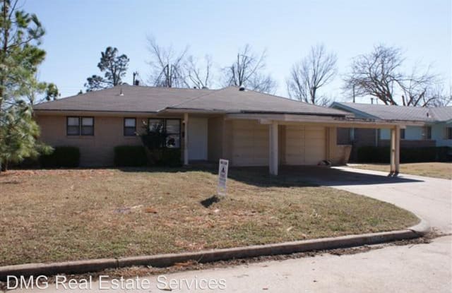 1502 W Hayes St - 1502 Hayes Street, Norman, OK 73069