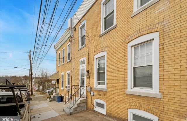 Photo of 222 CARSON Street