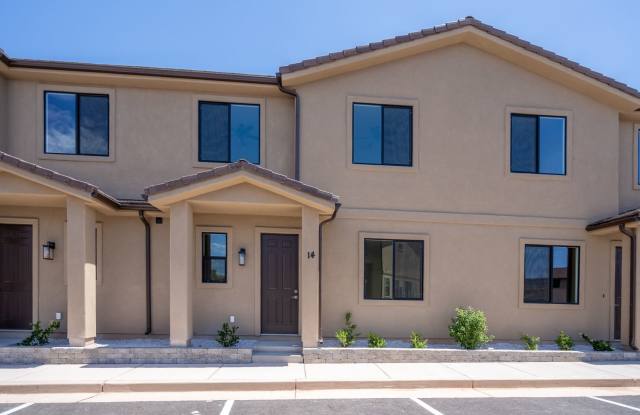 Newer Townhome Near Utah Tech