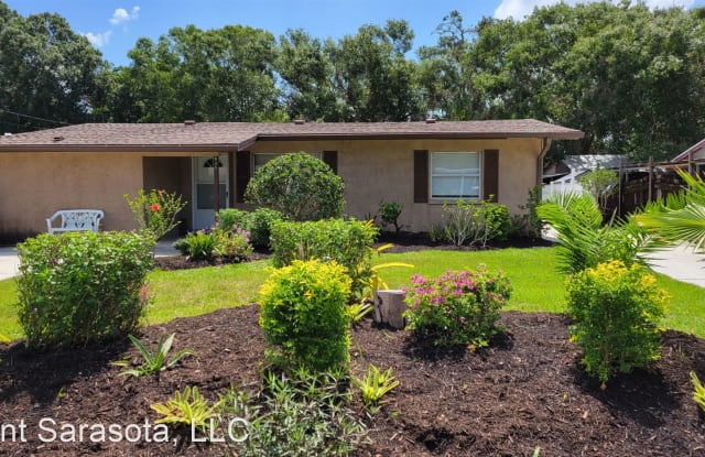 835 Searcy Ave. - 835 Searcy Avenue, Sarasota County, FL 34237