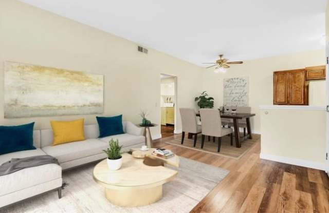 3443 Pepperwood Ter