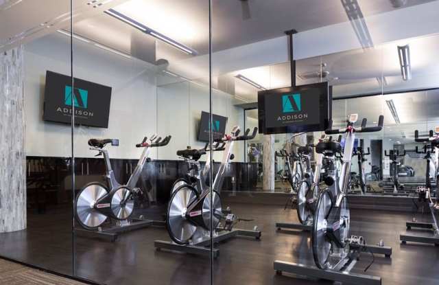 2605 Esperanza Crossing