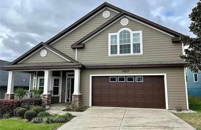 Beautiful 2 story home in Ellis Park