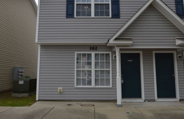 162 Cornerstone Place - 162 Cornerstone Pl, Jacksonville, NC 28546