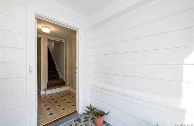 21 Wallace Street unit: 2