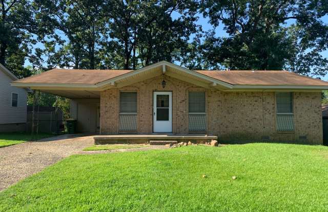 204 Latona Ln, North Little Rock AR 72118 - Nice  updated 3br 1.5ba near Camp Robinson