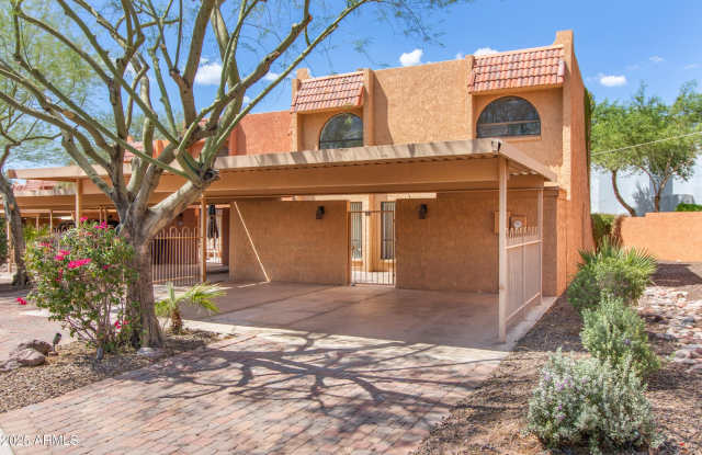 2500 N HAYDEN Road unit: 15