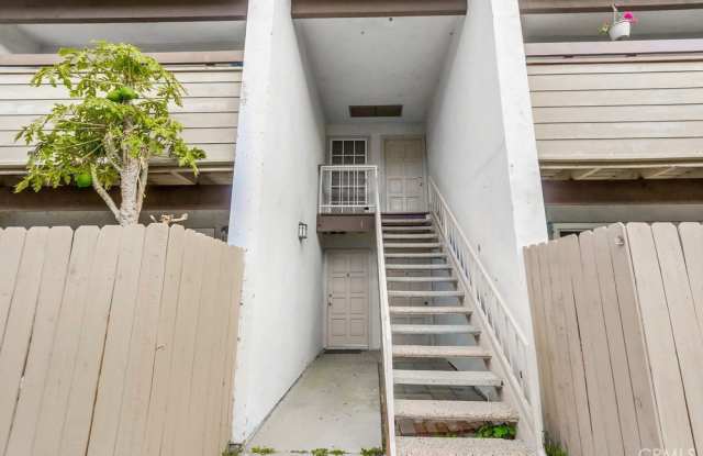 2511 W Sunflower Avenue