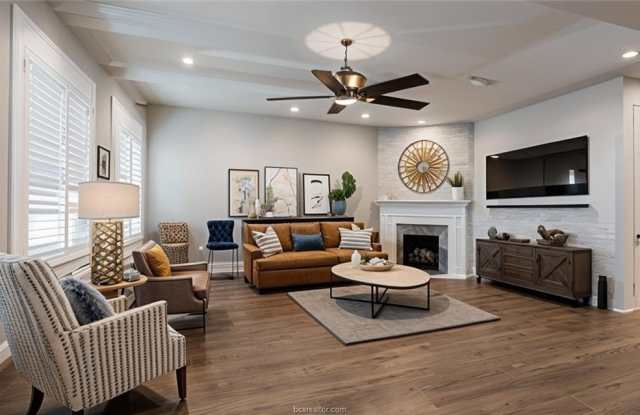 4143 Shallow Creek Loop