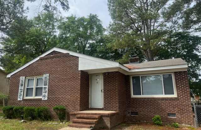 1513 Mack ~ Holly Hills - 1513 Mack Street, Spring Lake, NC 28390