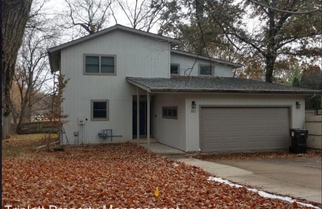 322 Hickory Drive - 322 Hickory Drive, Ames, IA 50014