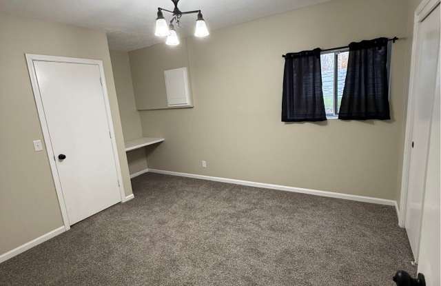 6735 South 153rd Circle