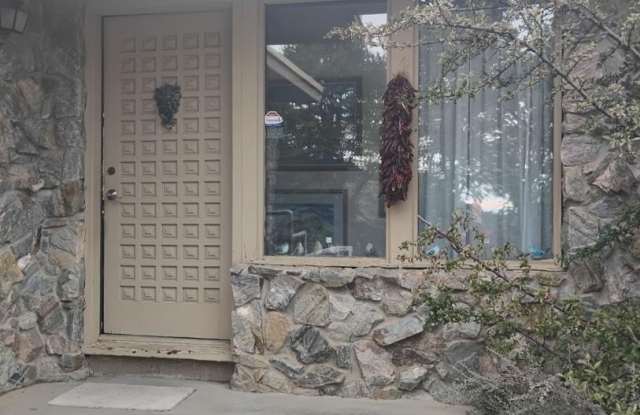 Photo of 15 El Arco Drive