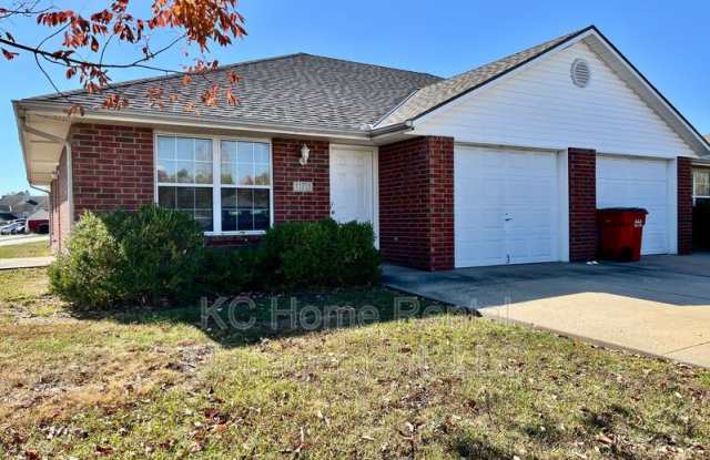 171 NW. Woodbury Dr.