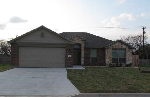 Photo of 4 BEDROOM, BISD