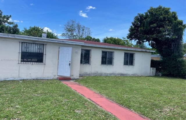 1685 NW 131 ST - 1685 Northwest 131st Street, North Miami, FL 33167