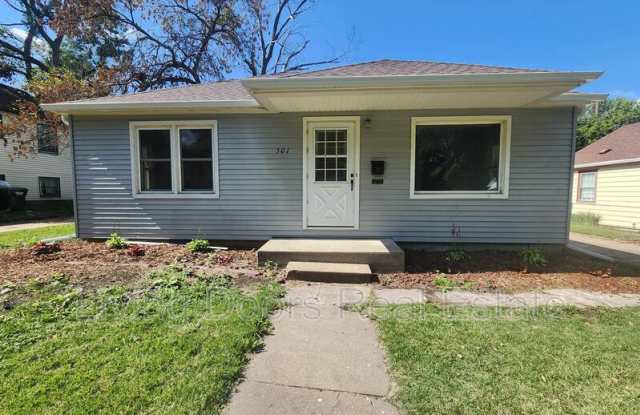 Photo of 501 S 38th St