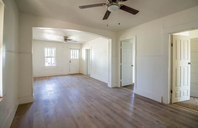 2 bedroom 1 bathroom house in Slaton! photos photos