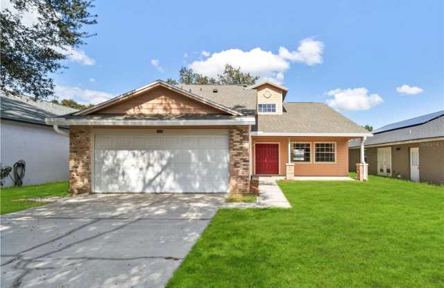 1575 LAWNDALE CIRCLE