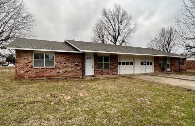 2002 Horseshoe Drive