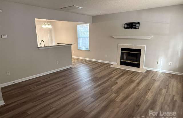 12111 Stewarts Crossing Drive