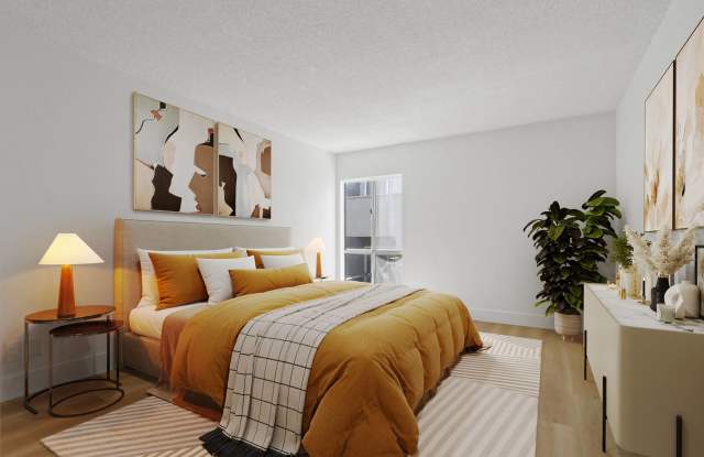 10310 Regent Apartments