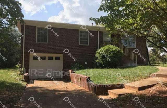 3206 Bayless Drive SW