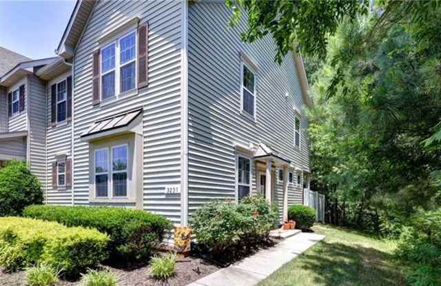3 bedroom/2.5 bathroom - Weatherly At Whitehall