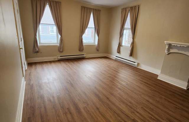 Photo of 10 N Main Street, Union Bridge, MD 21791