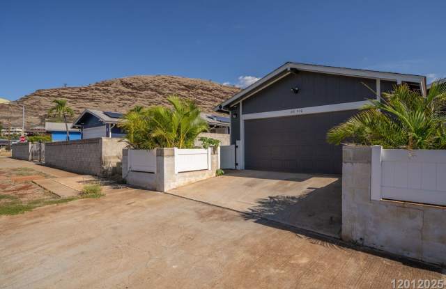 West Side Paradise – Beautiful 3-Bed, 2-Bath Single Family Home –