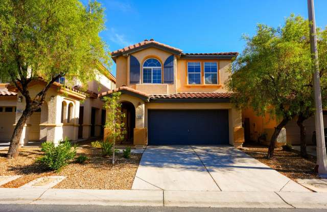 4-bedroom, 3-bath Mountain's Edge Home