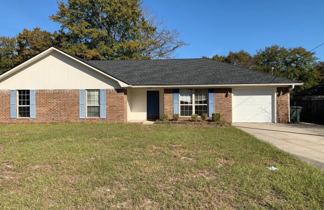 1537 Woodcrest Circle - 1537 Woodcrest Circle, Hinesville, GA 31313